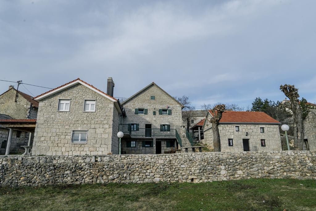 אימוטסקי Apartman Studio Zdravko Eco Village מראה חיצוני תמונה
