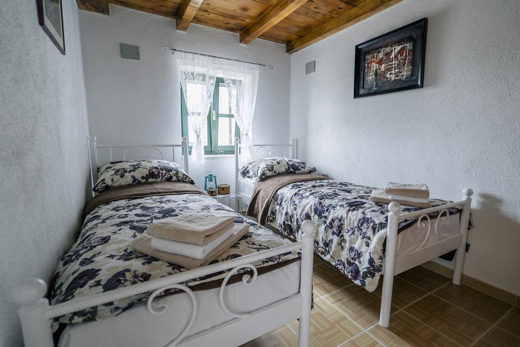 אימוטסקי Apartman Studio Zdravko Eco Village מראה חיצוני תמונה