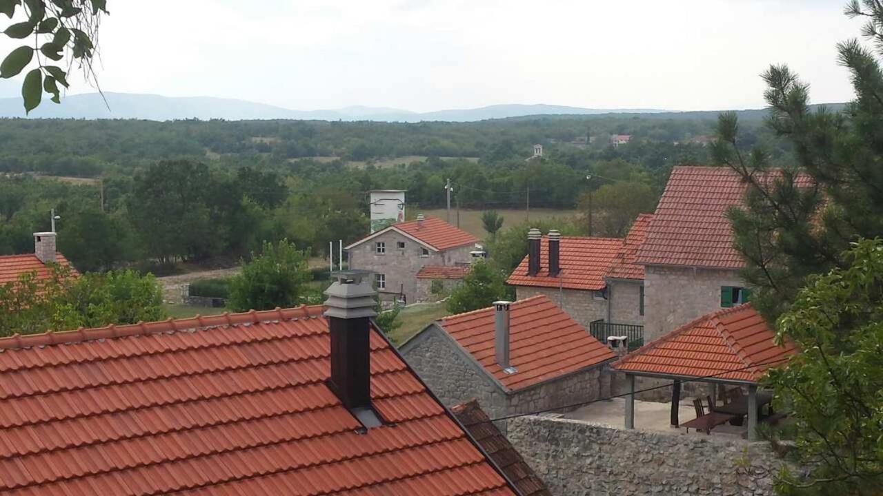 אימוטסקי Apartman Studio Zdravko Eco Village מראה חיצוני תמונה